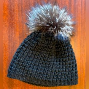 Kyi Kyi Black Knit Beanie w/ Real Fox Fur Pom